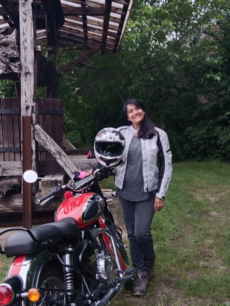 Ich und mein Royal Enfield Classic 350 in Tiefenthal, Niederösterreich